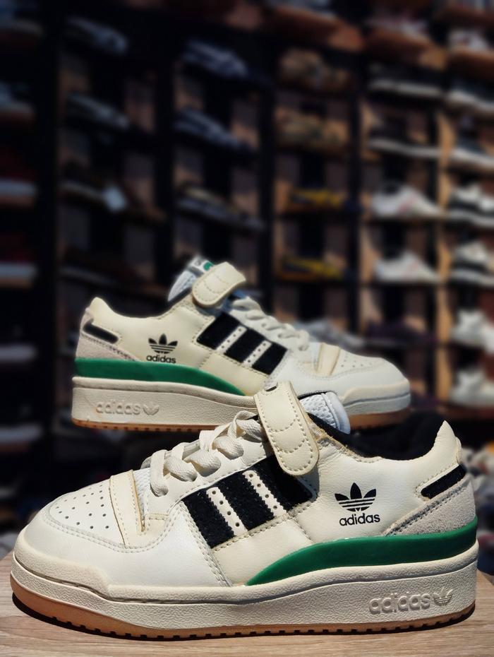 LS0137 adidas forum 84 low white black green ORIGINAL SECOND