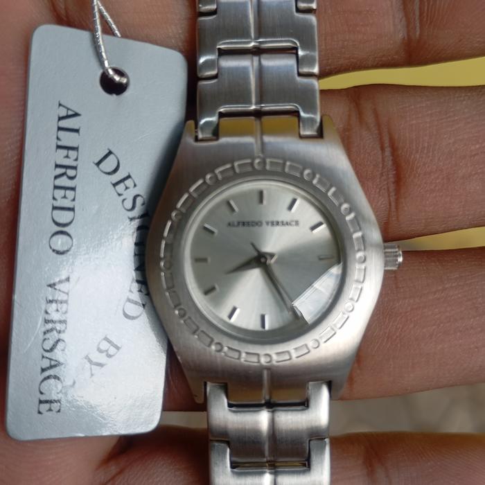 jam tangan versace Design original