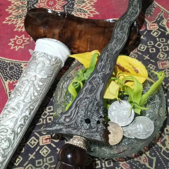 Keris Nogo Siluman Pamor Ngulit Semangka Tangguh Kasultanan Cirebon