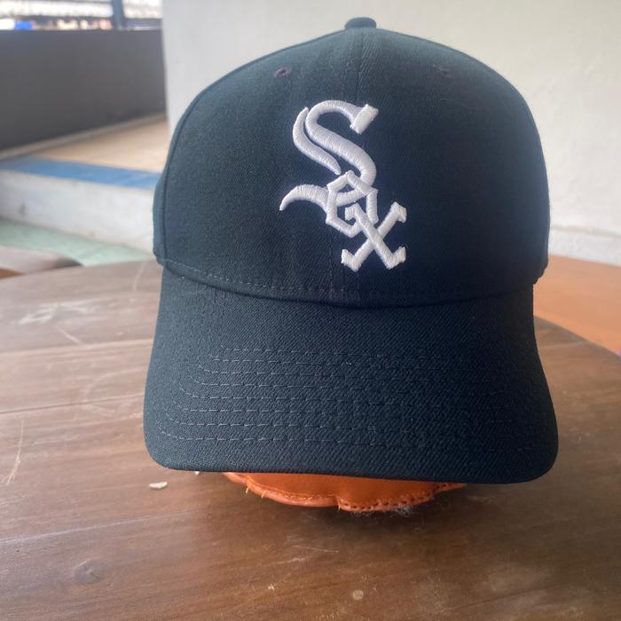Topi second original Chicago White Sox buildup