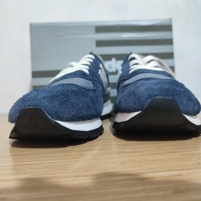 sepatu nb 990v1 ex carhartt 42