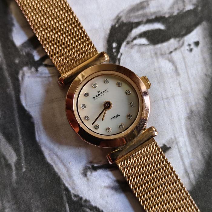 JAM TANGAN WANITA SKAGEN DENMARK GOLD TONE