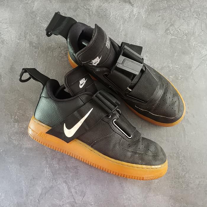 Nike AF1 Utility Black Gum RARE ( Size 42 )
