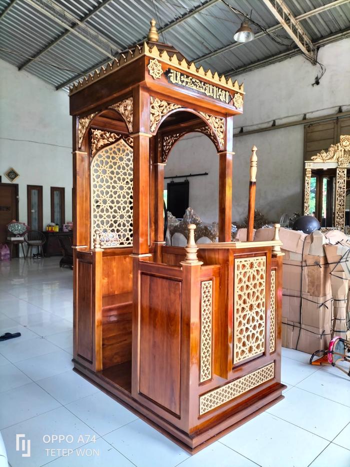 Mimbar Masjid Kubah Minimalis Plus Tongkat Kayu Jati | Mimbar UKIR minimalis , Mimbar khutbah