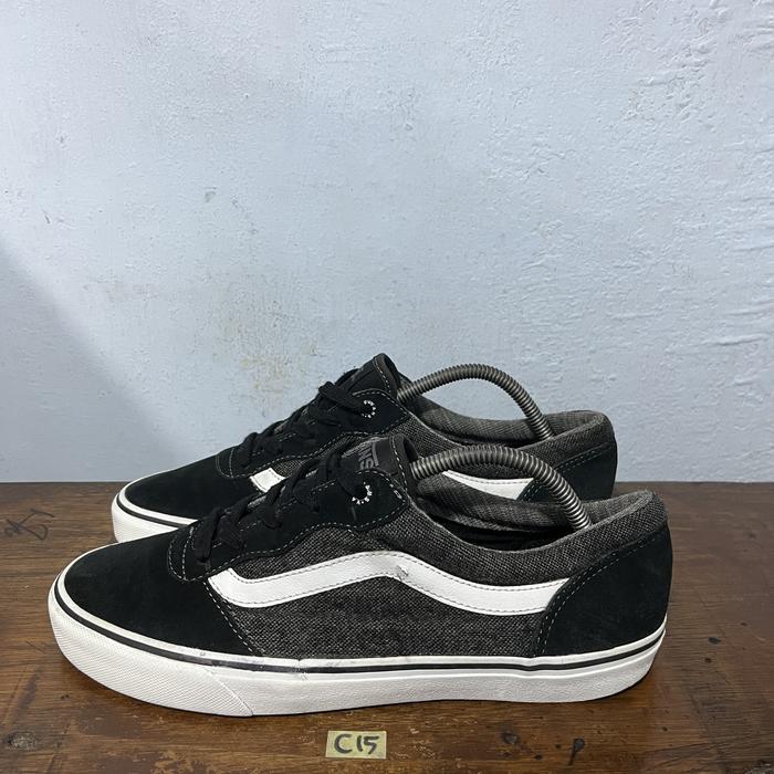 Sepatu second ori vans old skoll size 43