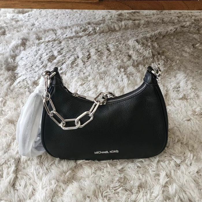 tas wanita mk cora medium zip pouchette black ej
