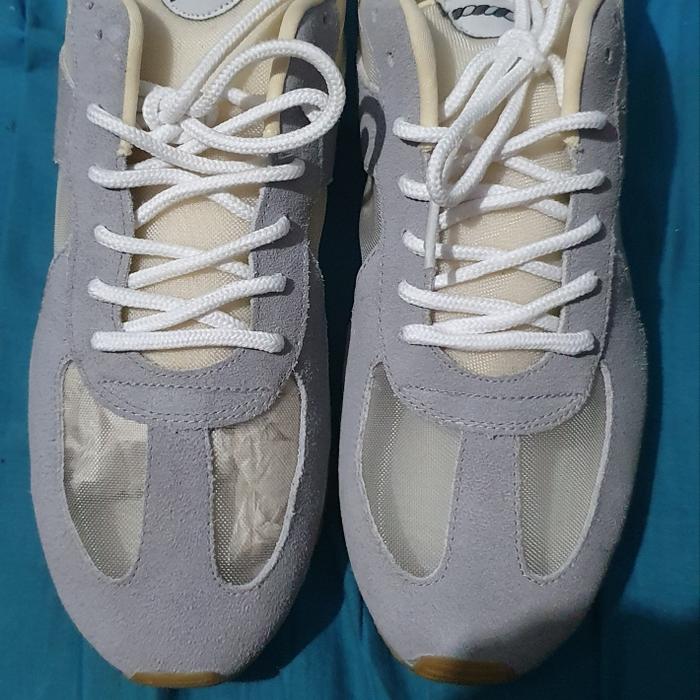 Sepatu Rafheoo clasiicc limited
