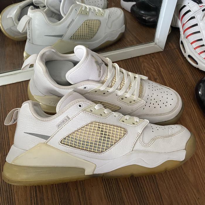Jordan Mars 270 Low White Reflective Pure money original murah - sneakers second market