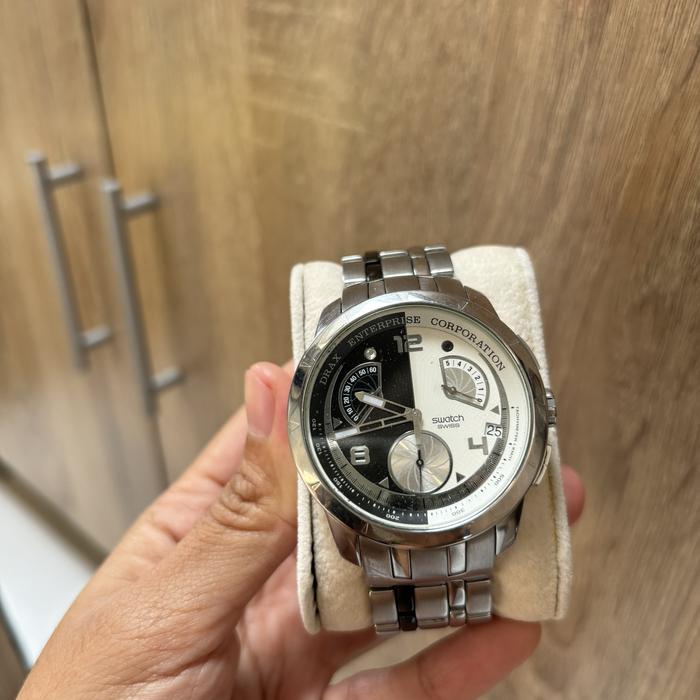 Swatch James Bond Hugo Drax YRS410G