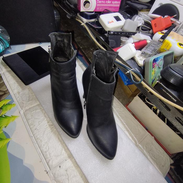 pollux sepatu jangki wanita