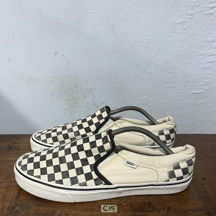 Sepatu second ori vans checkerboard slipon size 46