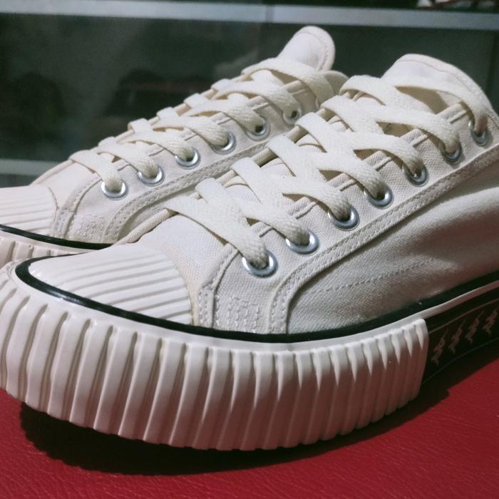 SEPATU SECOND KAPPA SIZE 42