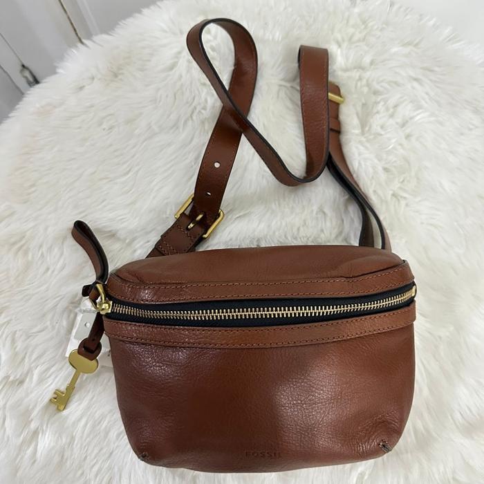 Fossil Brenna Belt Bag Brown Leather - tas pinggang wanita
