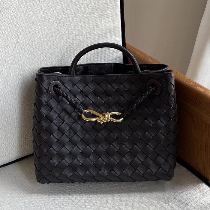 BV Andiamo Small Black Ready