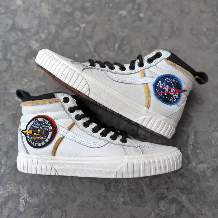 Vans MTE DX Sk8 High x NASA (Space Voyager) True White