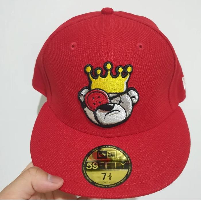 New Era Cap X Justfitted "Berlin Bear Red Diamond Era" - Size 73/8 ( 58.7Cm ) - Brand New - Rare & L
