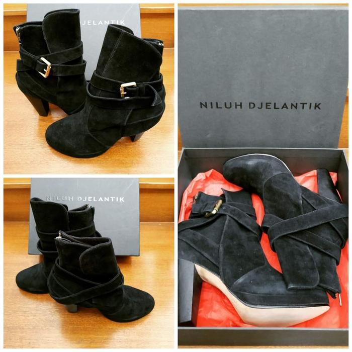 Suede Boots Niluh Djelantik