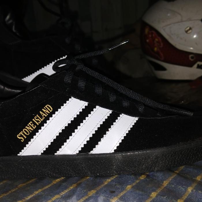 sepatu adidas original stone island