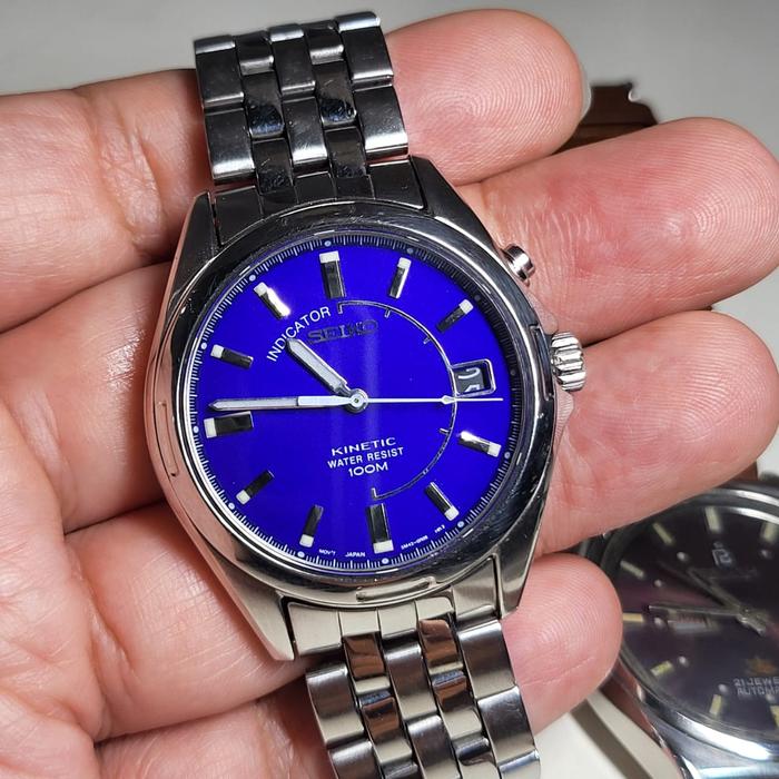 Seiko kinetic 100 m blue dial