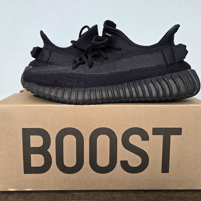 YEEZY BOOST 350 V2 original ( Second)