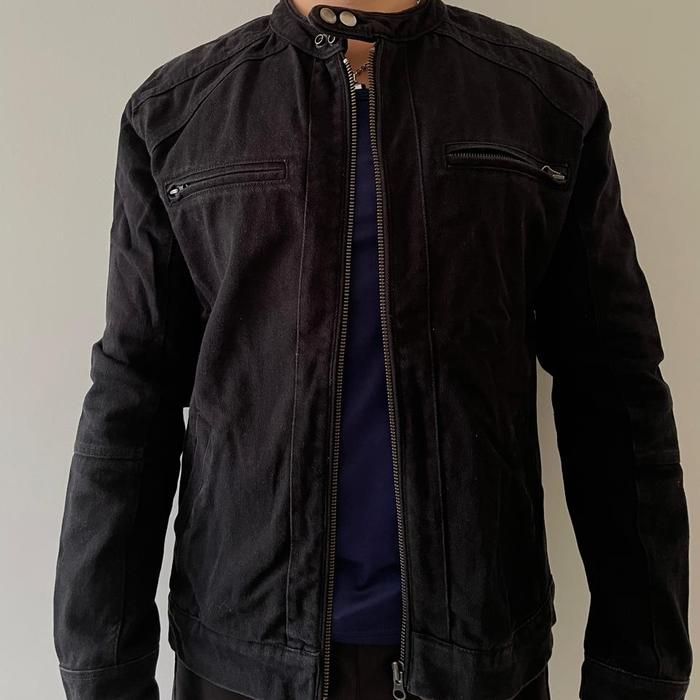 Jaket Pria Hitam Bodyfit 126 Bahan jeans Tebal preloved