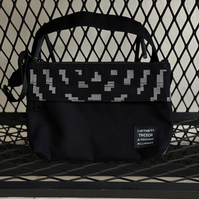 CARHARTT X TRESOR SLINGBAG BLACK