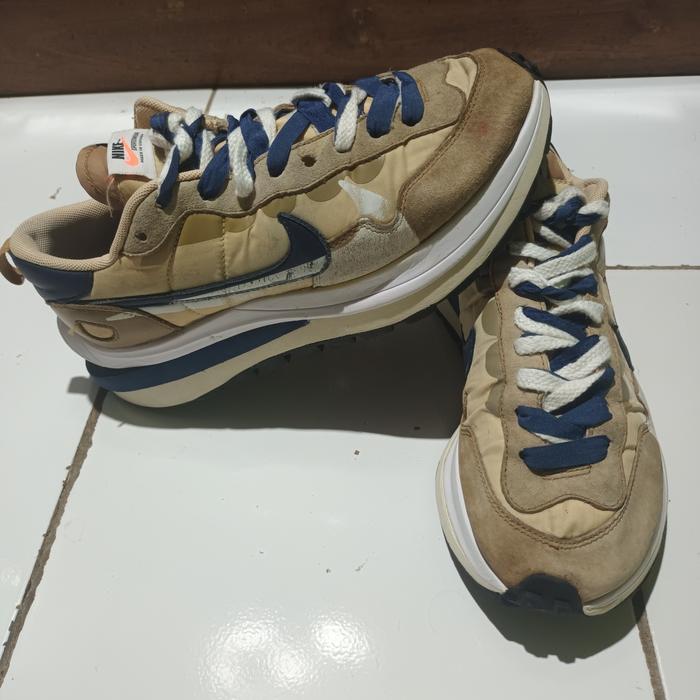 Nike mocca Sachai 41/42. china