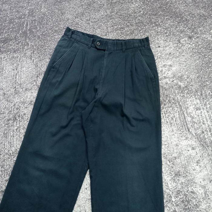 Celana panjang chinos penthouse navy