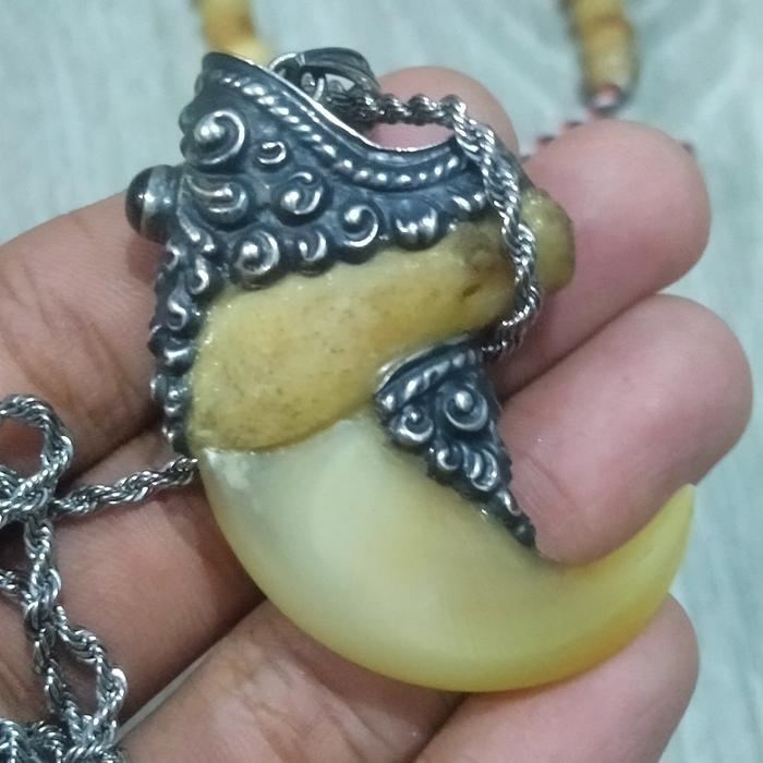 liontin kalung perak pria