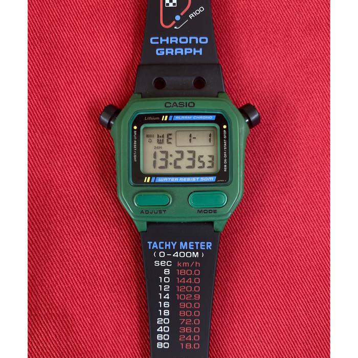 CASIO SW-200 GREEN (RARE - Japan Domestic Market)