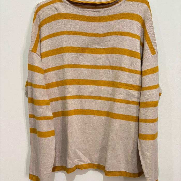 sweater nueta garis kuning-taupe