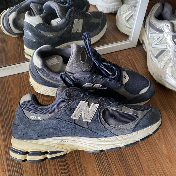 New Balance 2002r navy original murah - sneakers second market