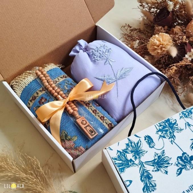 100% NEW HAMPERS LEBARAN FITRI KAMILA SAJADAH DAN MUKENA TRAVEL PARCEL LEBARAN HAPPY SHOPING