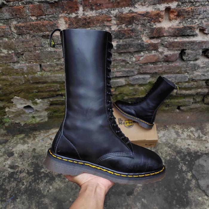 dr. martens 1914 black smooth vintage
