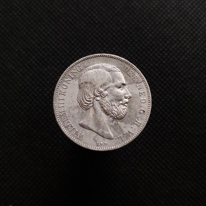 Uang Koin Perak Kuno 1 Gulden Willem III Tahun 1864