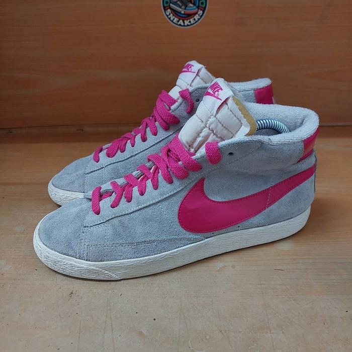 Sepatu Second Original Nike Blazer Size 40