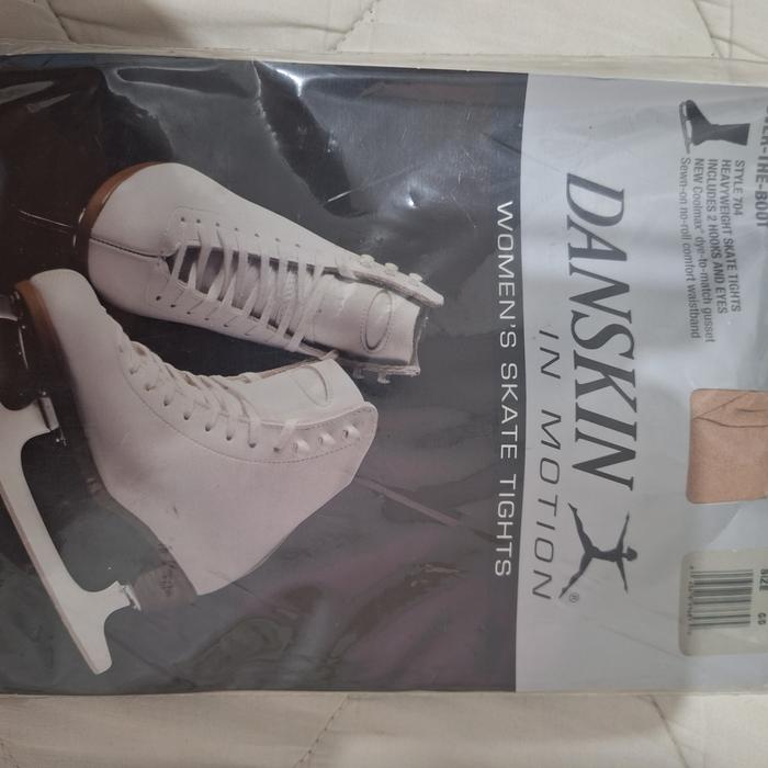 Danskin stocking iceskating