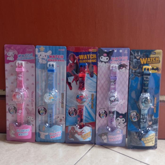 Jam Tangan Mainan Anak Karakter Spiner Music & Lamp Cocok Untuk Hadiah, Hampers, Dan Kado Orang Ters