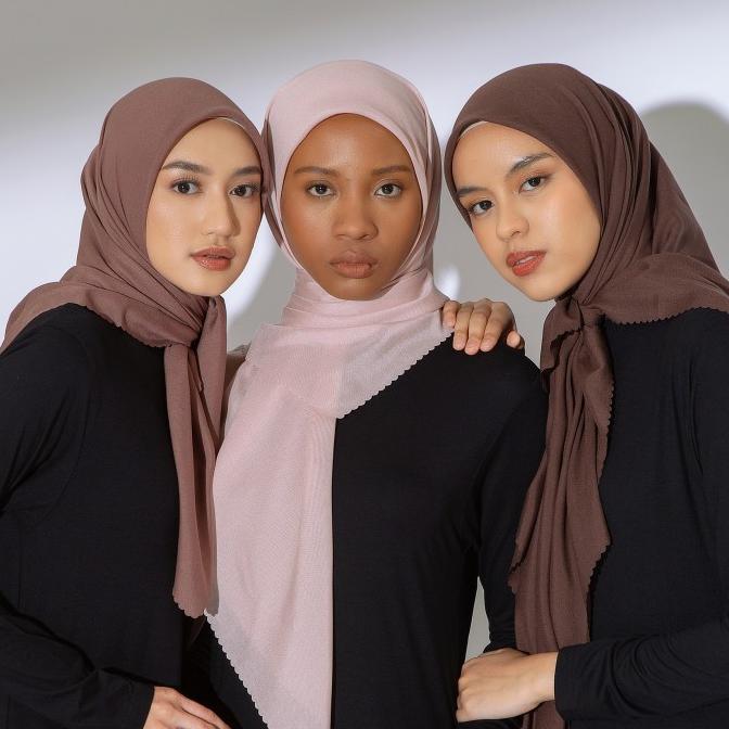 Lozy Hijab - Haraa Voal Lasercut (Hijab Voal Segiempat Lasercut)