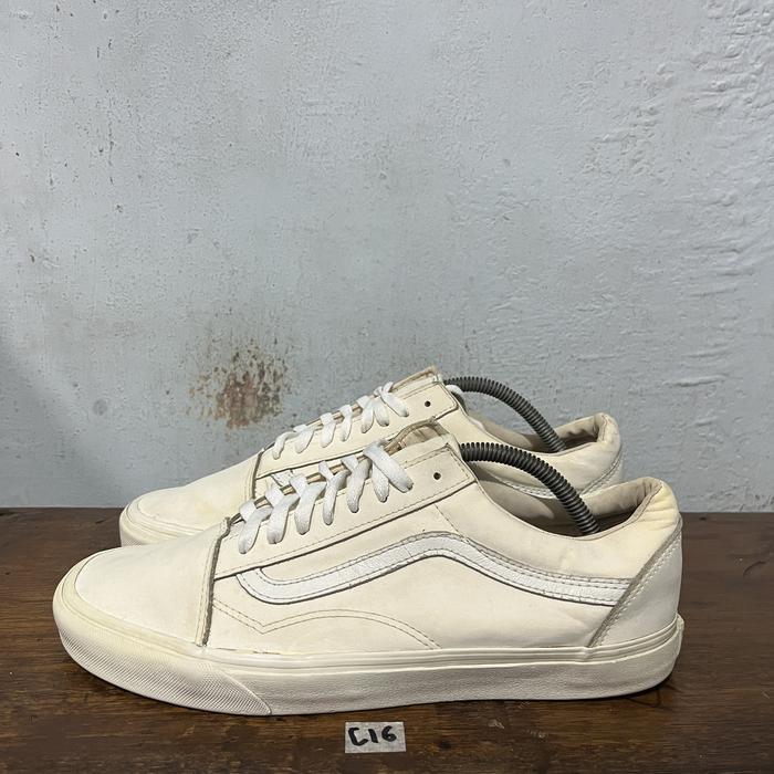 Sepatu second ori vans old skool white size 44