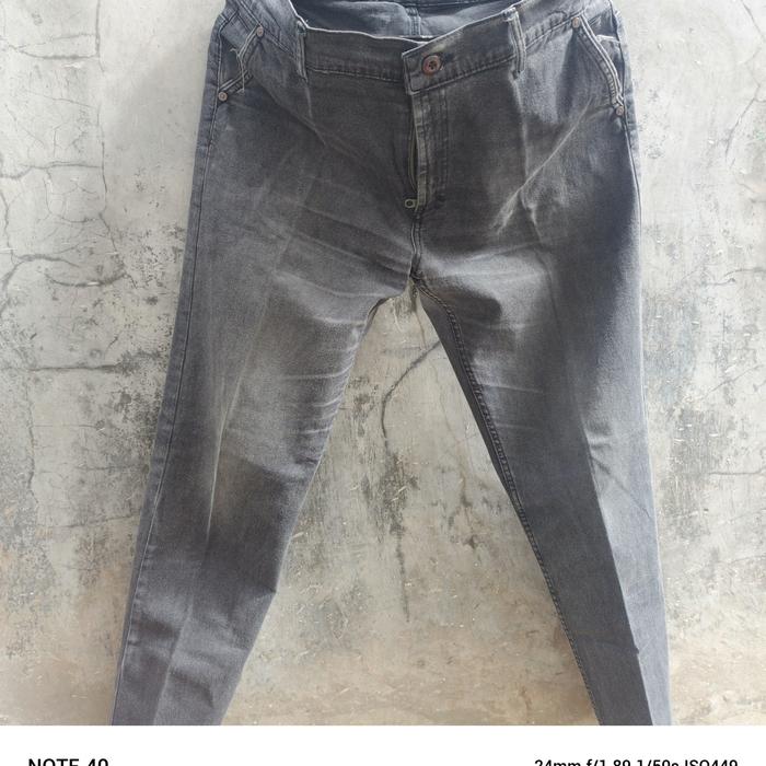 Celana Jeans Hitam Hugo Boss