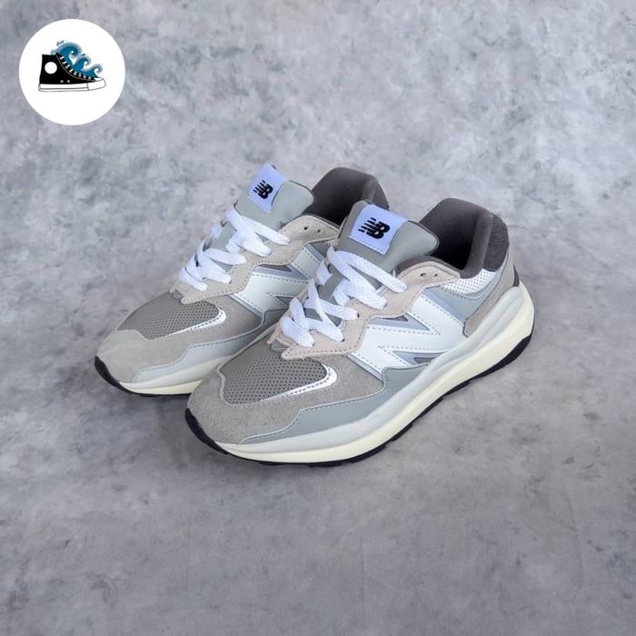 Sepatu New Balance 5740 Grey Day