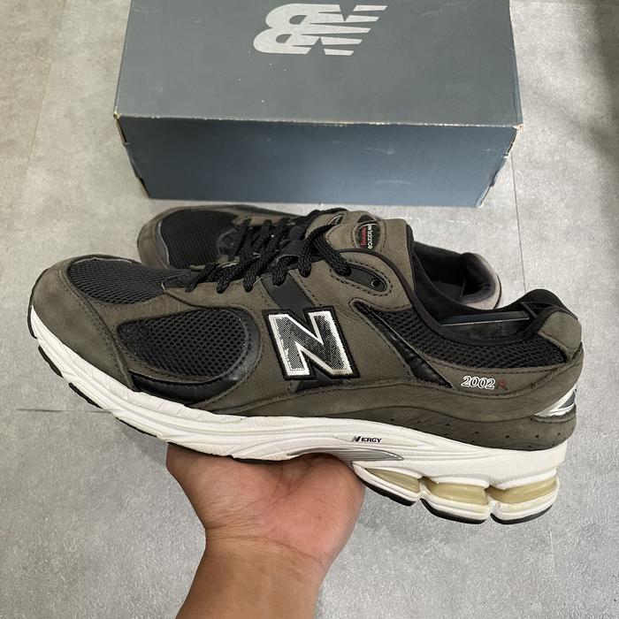 New Balance 2002R Black Grey #M660