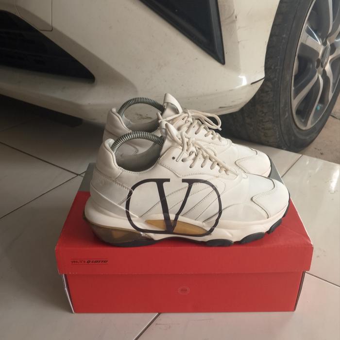 sepatu second branded Valentino garavani size 41 original authentic Made in italy