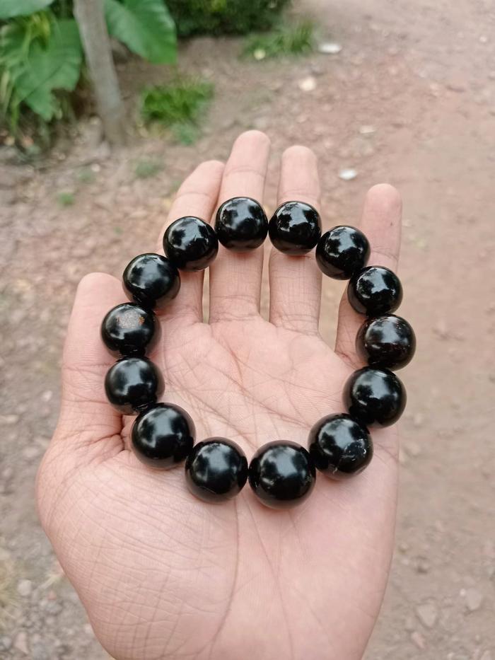 Gelang Pria Butiran Tali Arus Warna Hitam Dim 16 mm