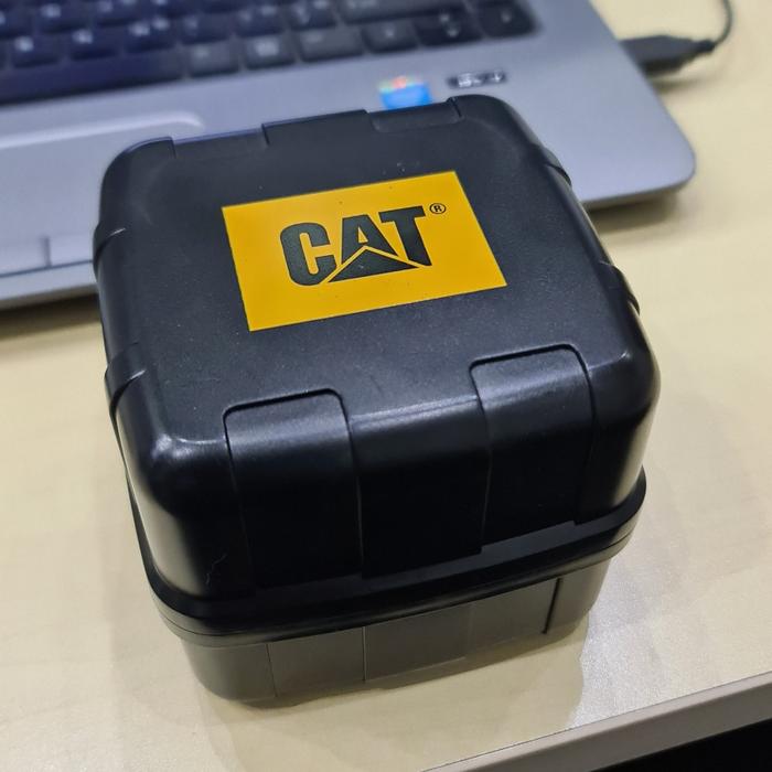 kotak jam CAT (caterpilar)