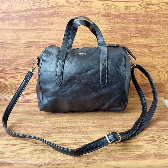 TAS SLING PESTA FOSSIL WANITA KULIT ASLI SECOND BRANDED IMPORT HITAM / TAS TOP HANDLE WANITA