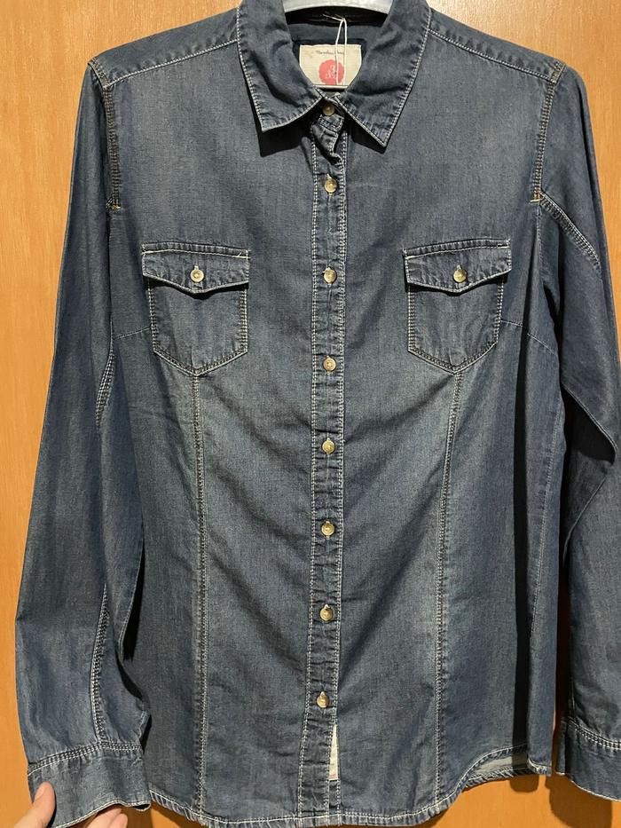 [Preloved] 3 SECOND - Pakaian / Baju Kemeja Lengan Panjang untuk Wanita / Perempuan Remaja / Dewasa 