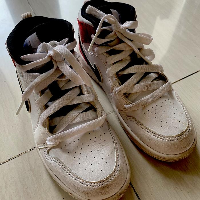Preloved Nike Jordan anak size US1Y EUR32