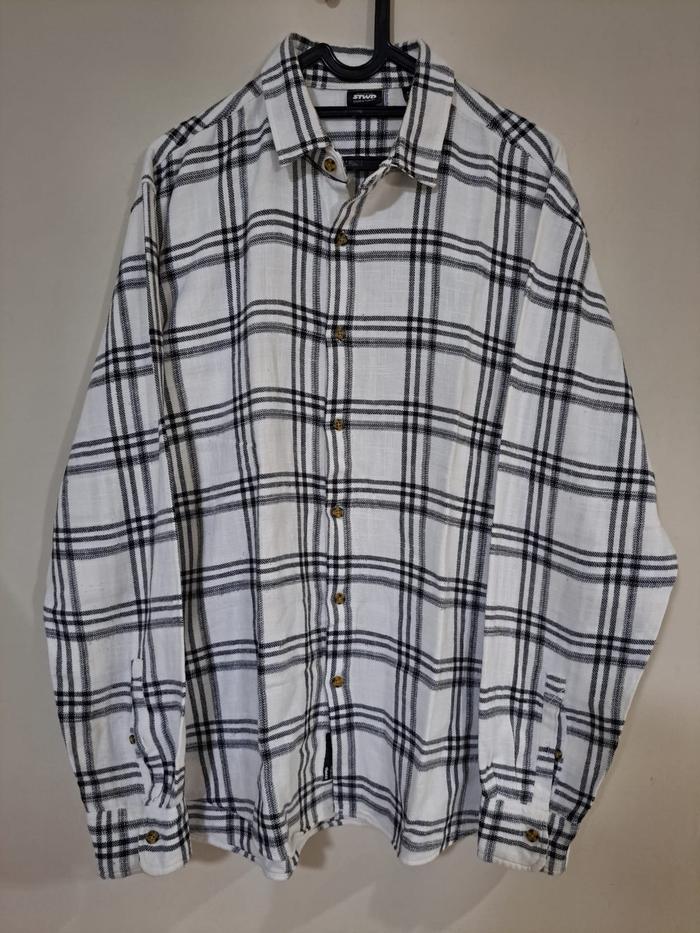 Pull and Bear PnB P&B Shirt / Kemeja Kotak - Kotak Pria size M Oversize Overshirt Preloved (3)